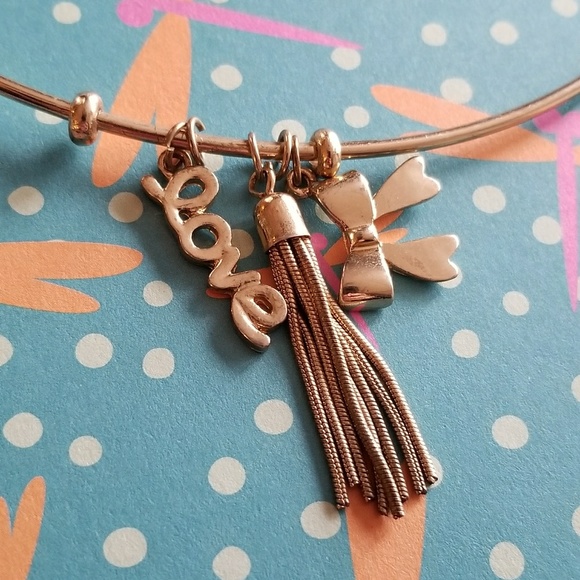 Claire's Jewelry - Relisted -Love tassel bow necklace wire collar gold tone